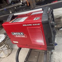 Lincoln Square Wave 