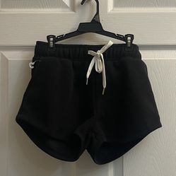 Brand New Black Shorts Size M Juniors