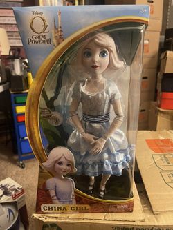 Disney's Oz the Great and Powerful China Girl Doll New In Box