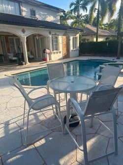 5PC High Top 4 chairs and table Patio Set - Aluminum