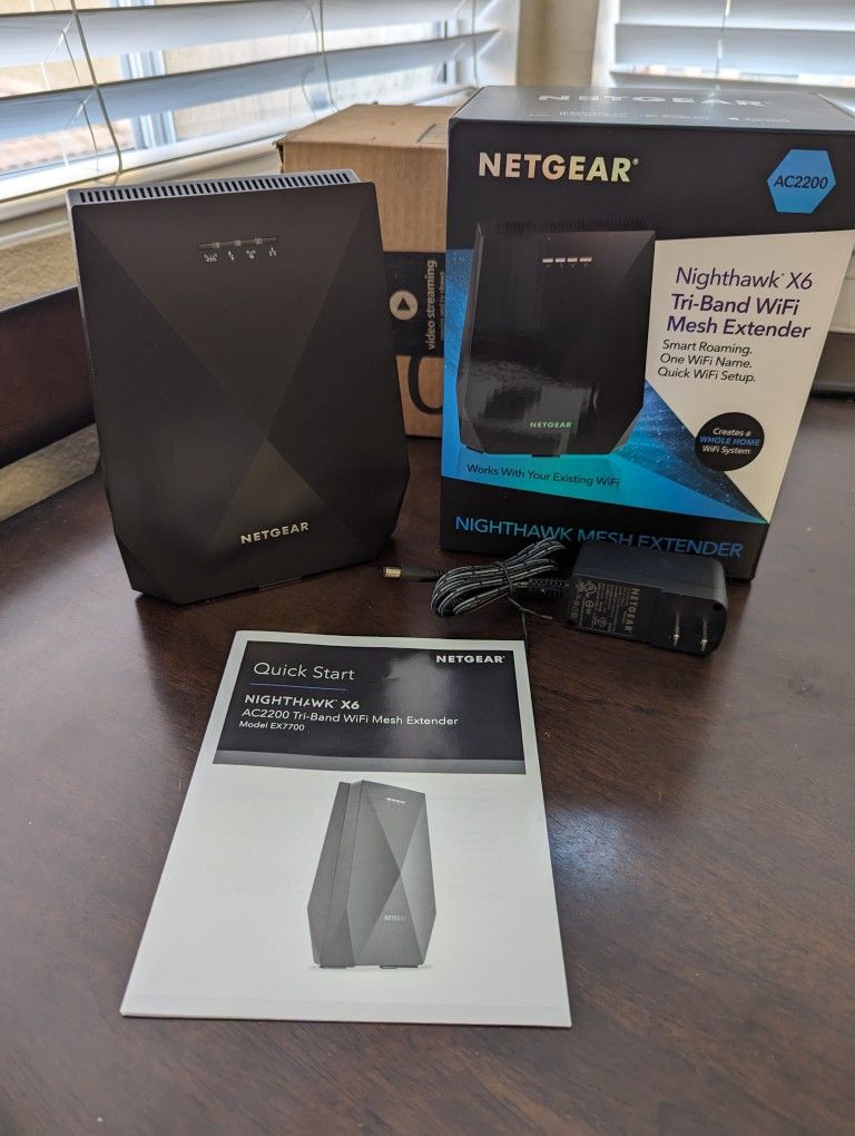 Netgear Nighthawk X6 Tri-Band WiFi Mesh Extender