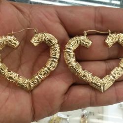 10k heary bamboo earing 9.1 grams