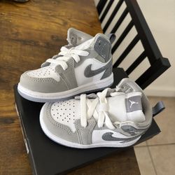 Jordan 1 Mid SE (toddler)