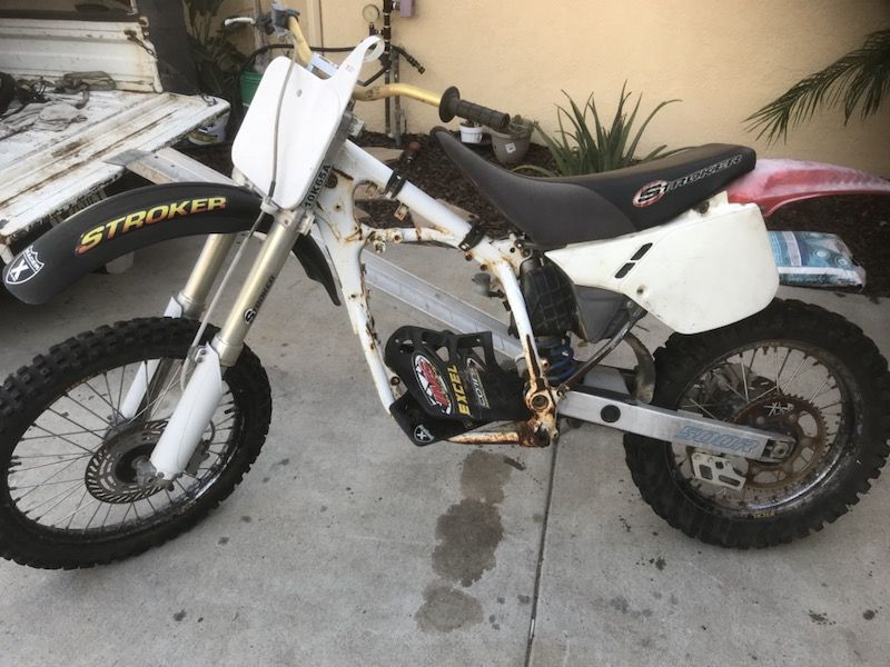 Honda CR500 rolling chassis -