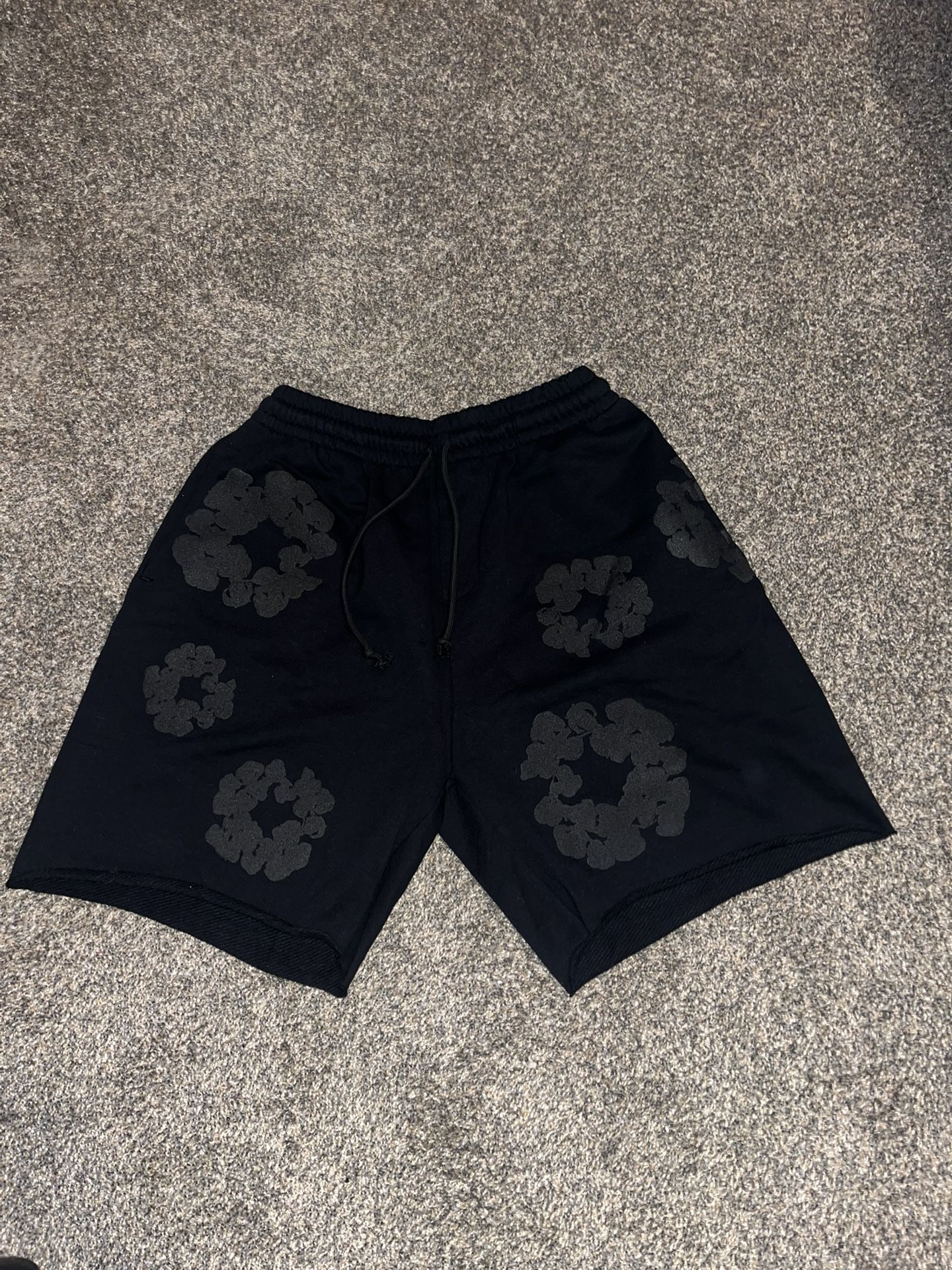 Black Denim Tear Shorts Size M