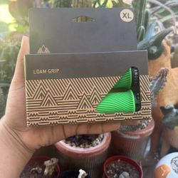 PNW Components Loam Grip XL Lock-On Mountain Bike Handlebar Grips Green