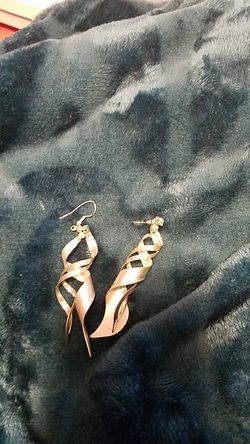 Ladies silver earrings