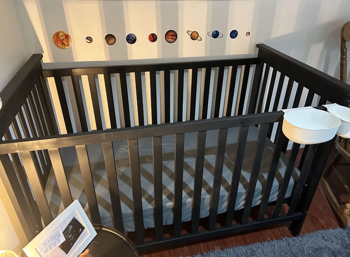 baby crib + clothes