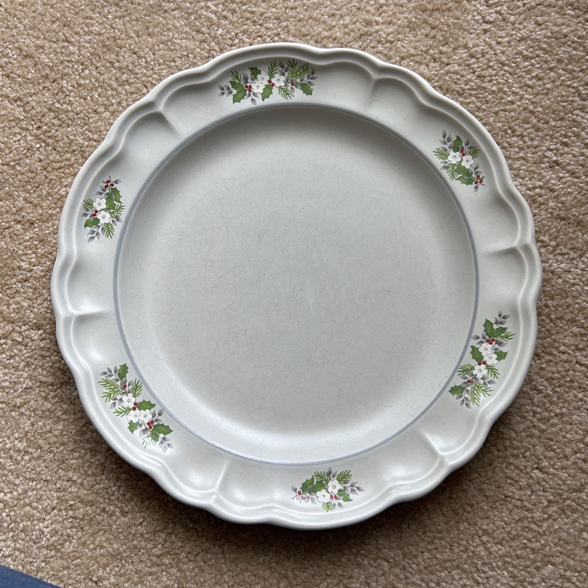 Pfaltzgraff Christmas Heirloom