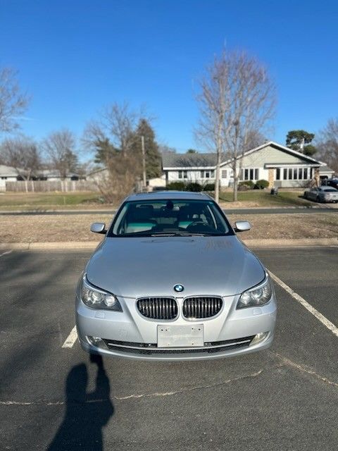 2009 BMW 528i