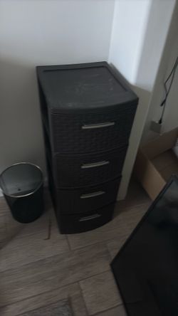 Four drawer cabinet