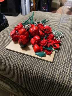 Partially Disassembled Lego Icons Bouquet of Roses (10328)