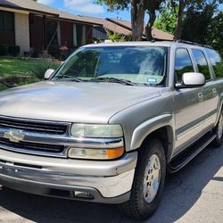 2004 Chevrolet Suburban