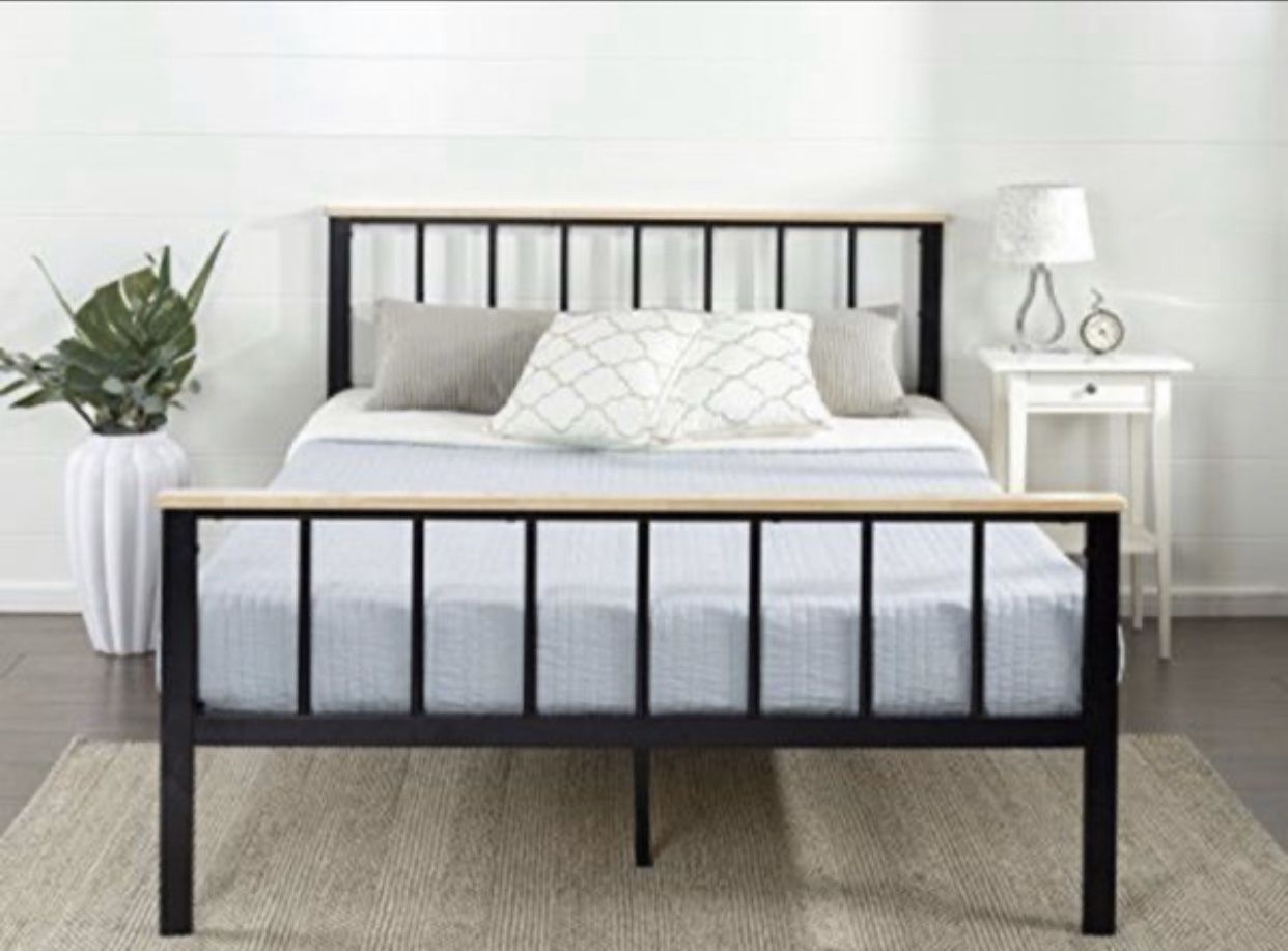 Queen Metal Bed Frame With Wood Salt Support
