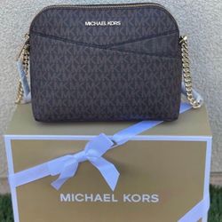 Michael Kors Jet Set Travel Medium Logo Dome Crossbody. Firm Price