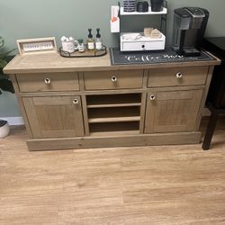 Solid Wood Sideboard/Buffet