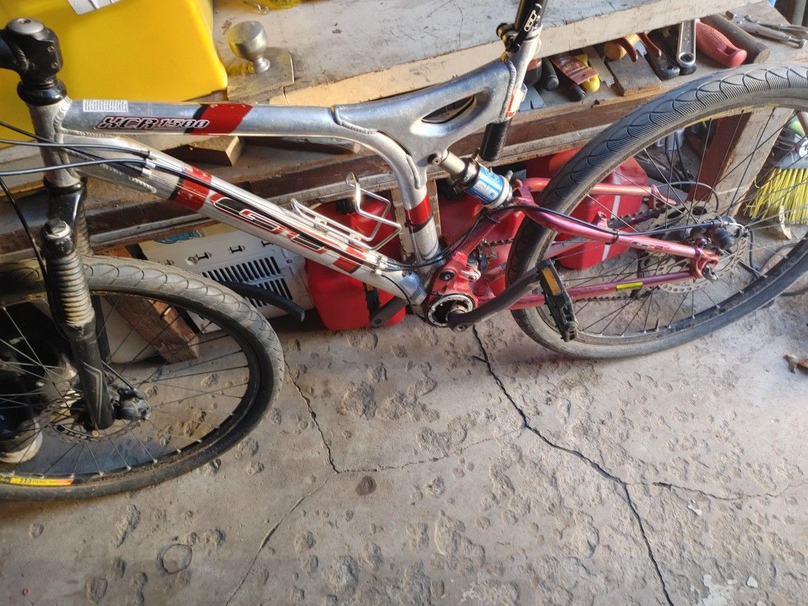 GT Xcr 1500 Bicycle