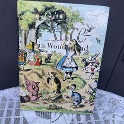 Alice And Wonderland Book 