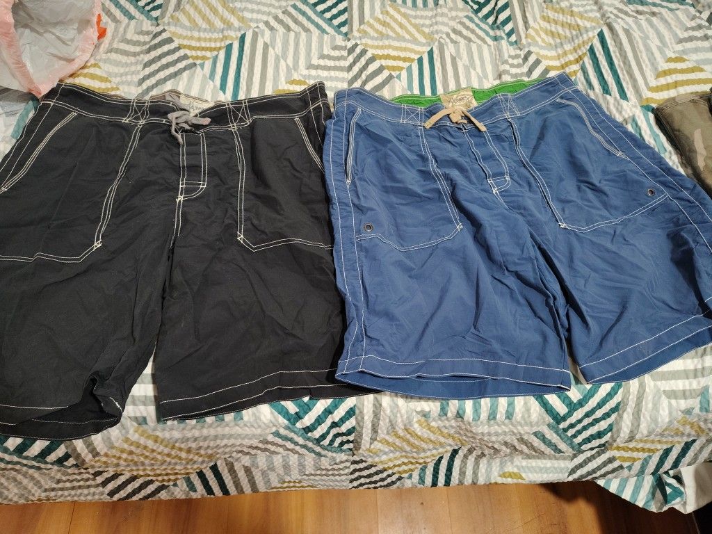 Old Navy board Shorts