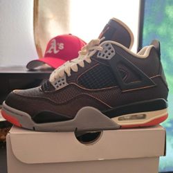 Air Jordan 4 Starfish Size 6Y