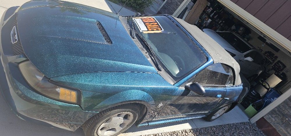 1999 Ford Mustang