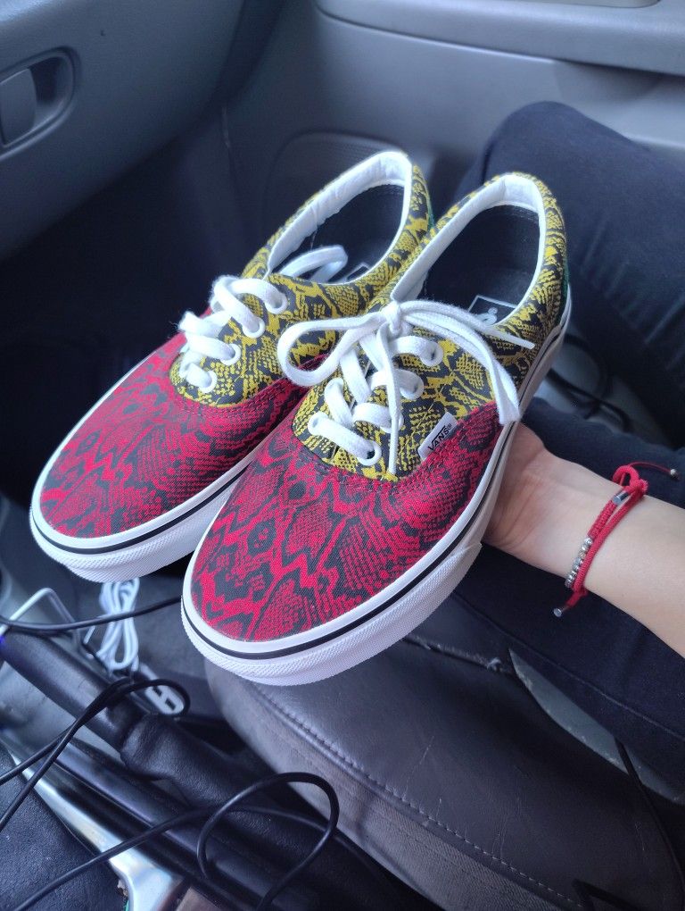 Vans 