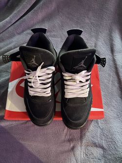 Air Jordan 4 Black cat