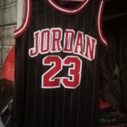 Authentic Jordan Jersey Large Kids Size