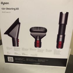 Dyson car cleaning kit