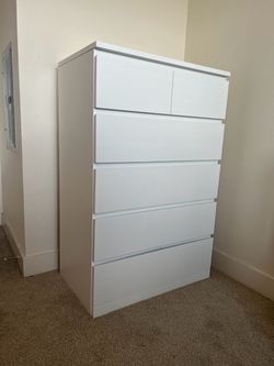 White 6-Drawer Dresser