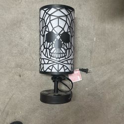 Skull Lamp