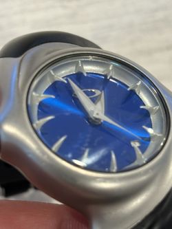 OAKLEY CRUSH 2.0 WATCH Honed Stainless Steel Case w/ Blue Sunburst