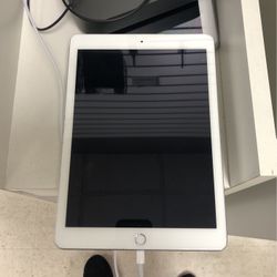 iPad 5th Gen 