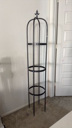 Garden Trellis Metal Tower Brand New