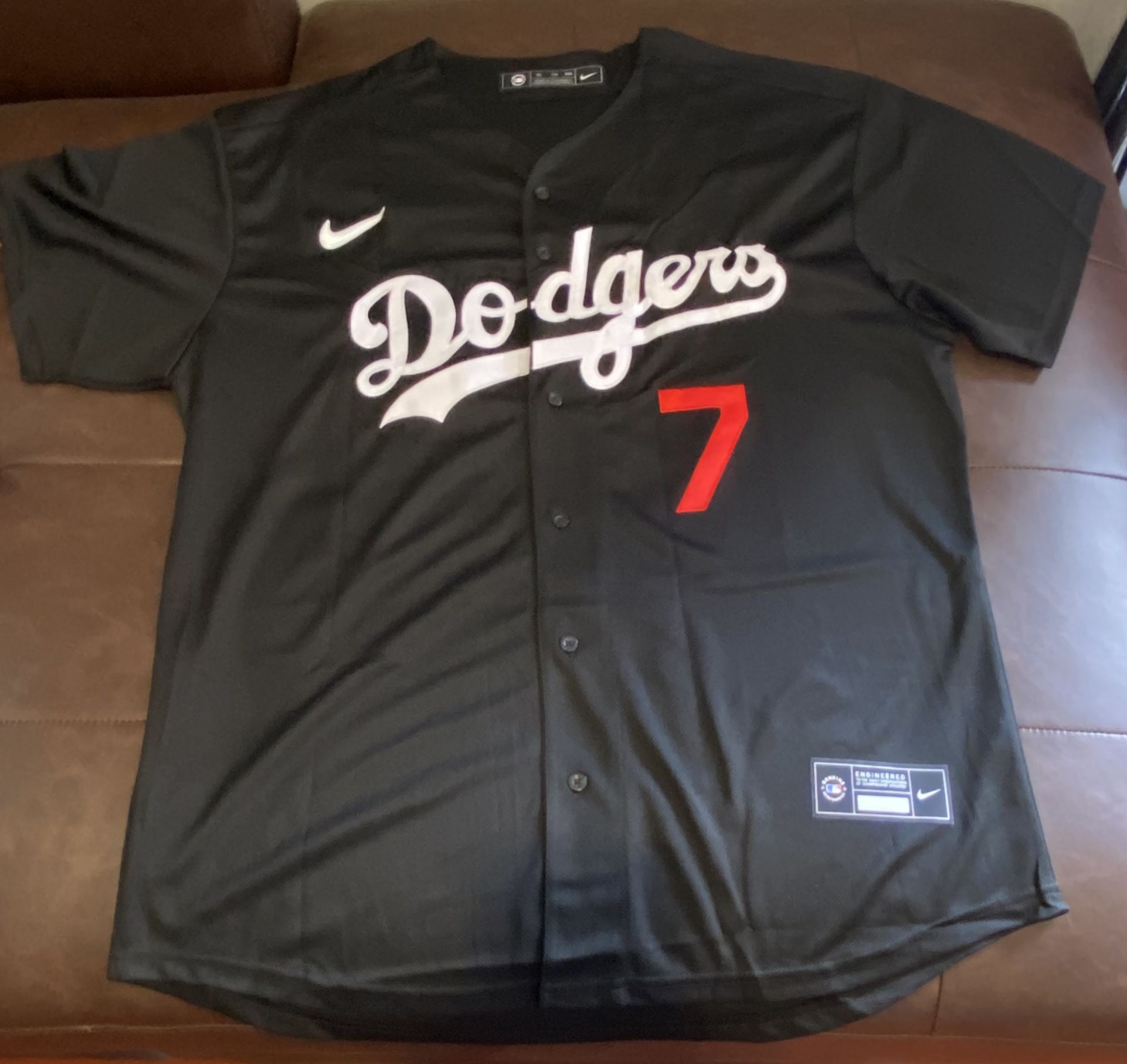 New!! White With Gold Dodgers Urias #7 Jersey for Sale in El Monte