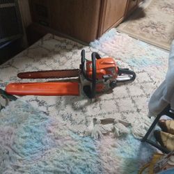 Still Chainsaw