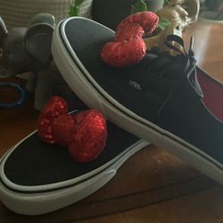 Vans X Hello Kitty Authentic (Black/Sequin Bow)