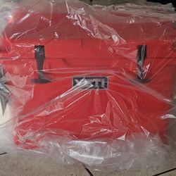 New YETI 35 Cooler