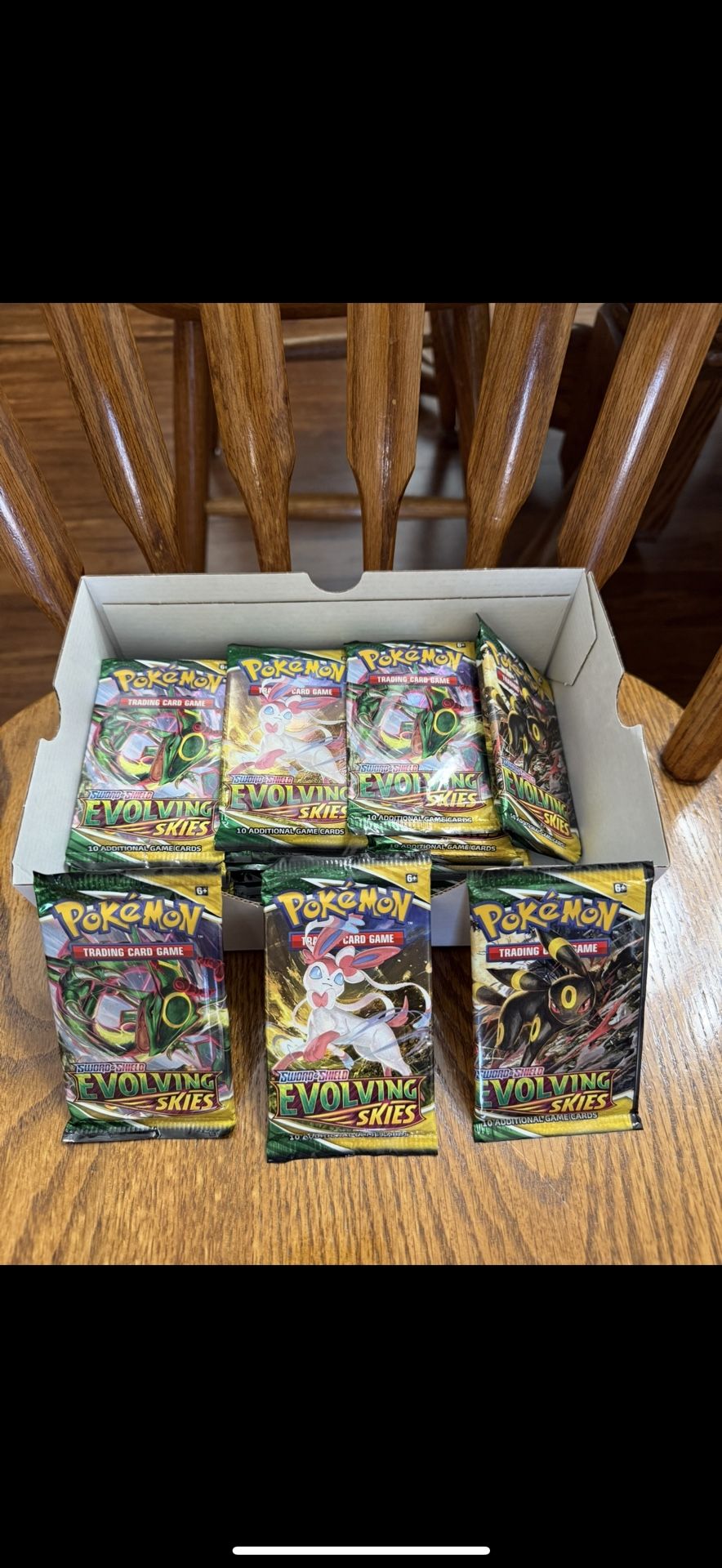 Evolving Skies Booster Pack