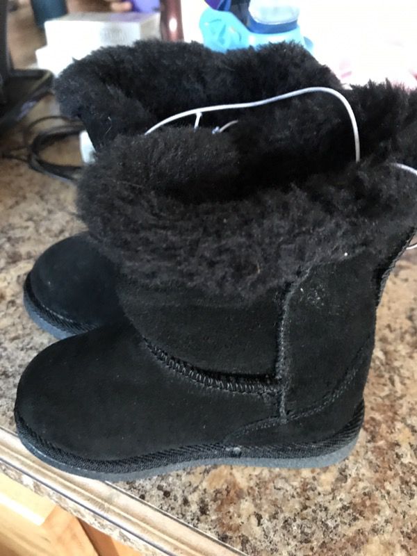 Size 7 girl boots new