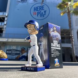 2023 Max Muncy & JD Martinez Bobblehead for Sale in Paramount, CA - OfferUp