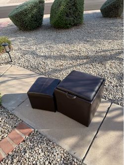 Single Ottoman with Stool and Reversible Tray