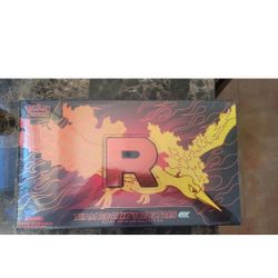 Pokemon Team Rocket’s Moltres EX Ultra Premium US Seller unopened BOX Or Trade