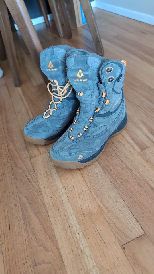 Vasque Women's Pow Pow II UltraDry Insulated Boots Size 9