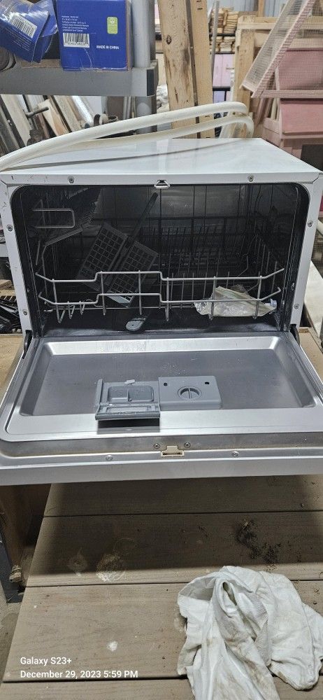 Counter Top Dishwasher 