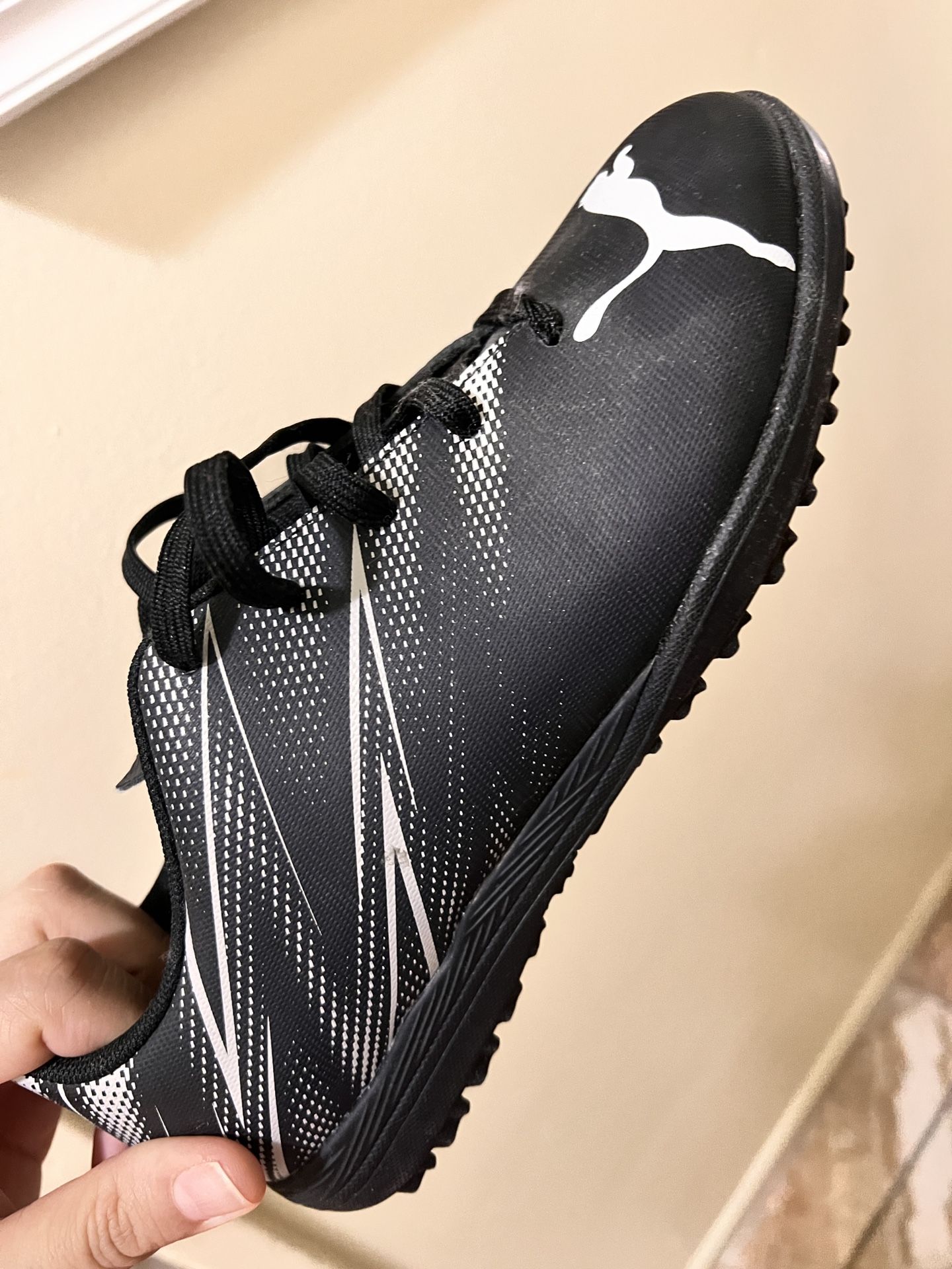 Boy Pumas 4.5