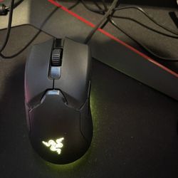 Razed Viper Ultimate Wireless Mouse With Charging Dock RGB 