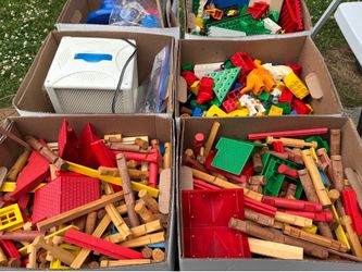 Free toys and shelf