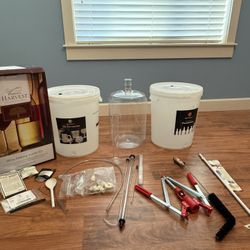 Vintner’s Harvest Winemaking Equipment Kit