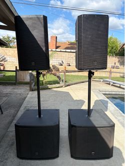 EV ZLX15P Powered Speakers & EKX18SP Powered Subwoofer Pair w/On Stage SS7746 Stands
